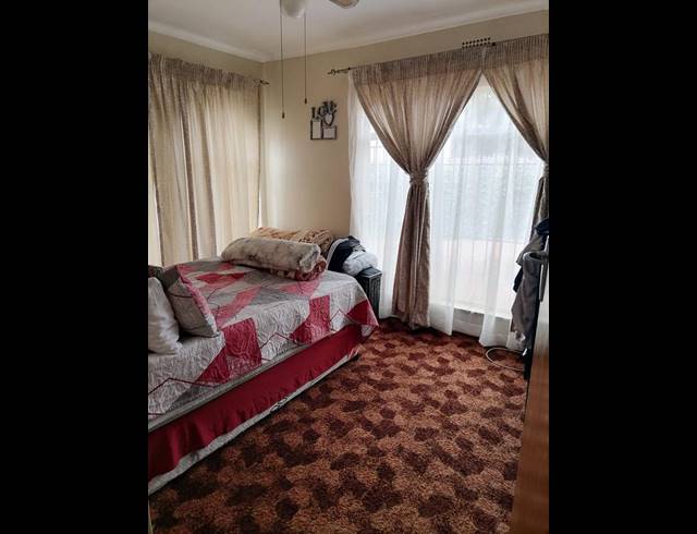 3 BEDROOM PROPERTY TO RENT IN BIRCH ACRES